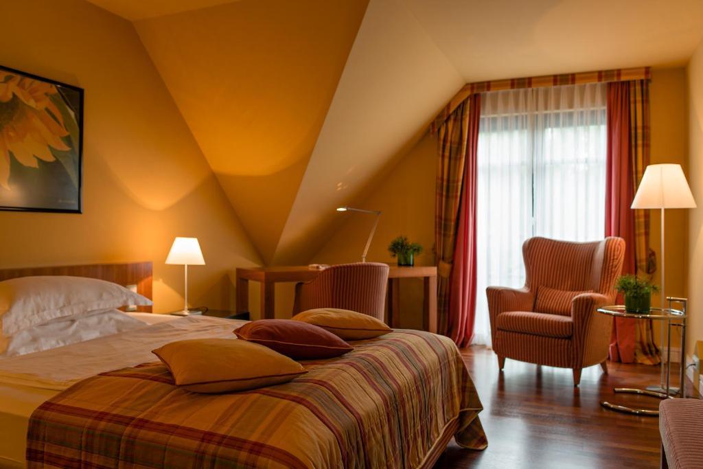 Zeller-Hotel+Restaurant Kahl am Main Room photo